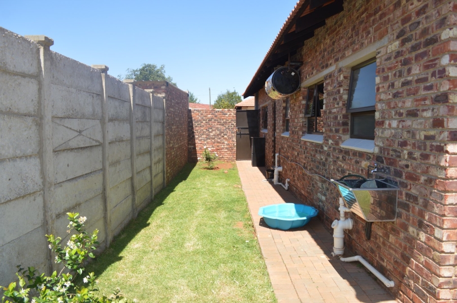 3 Bedroom Property for Sale in Flamwood North West